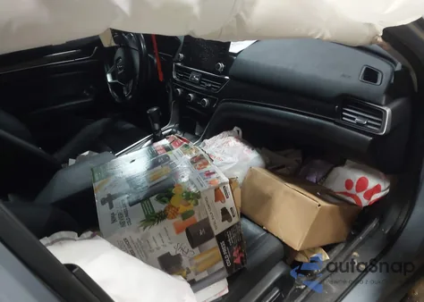 2022 Honda Accord Sport Special Edition z USA, uszkodzony, nr VIN 1HGCV1F47NA019808